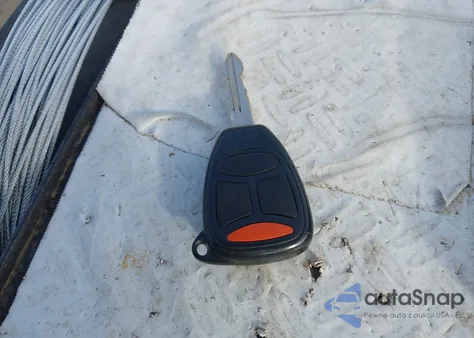 2005 Jeep Grand Cherokee Limited from USA, damaged, VIN 1J4HR58215C528514